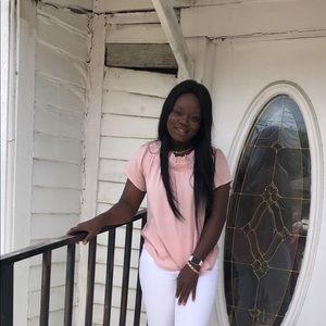 Meet your Posher, Markedra